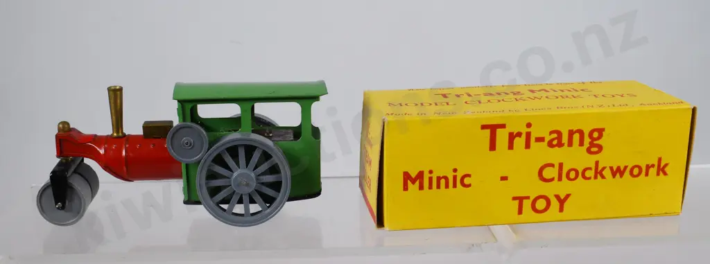 TRIANG MINIC CLOCKWORK STEAM ROLLER Image 1++
