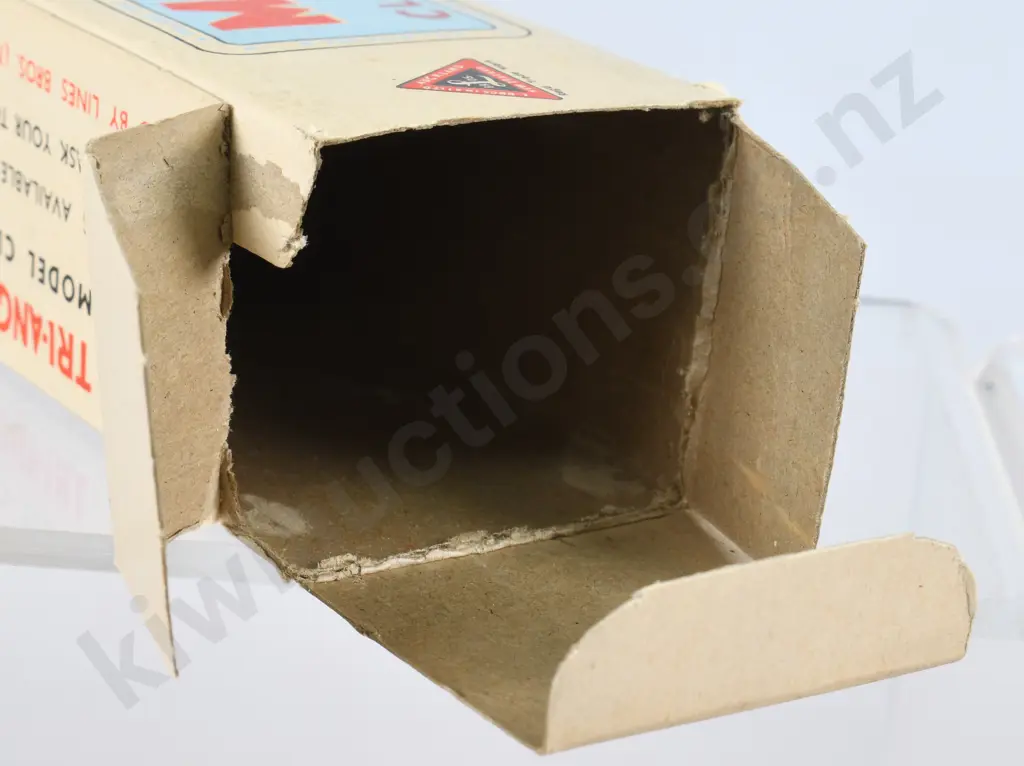 TRIANG MINIC CLOCKWORK DELIVERY LORRY Image 1++
