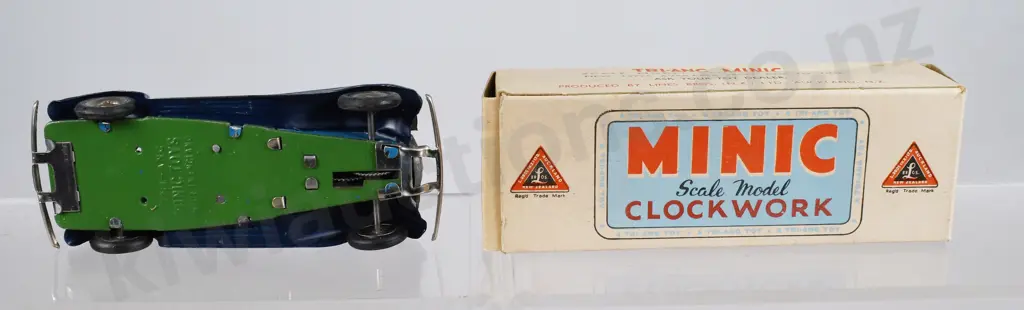 TRIANG MINIC CLOCKWORK VAUXHALL CABRIOLET Image 1++