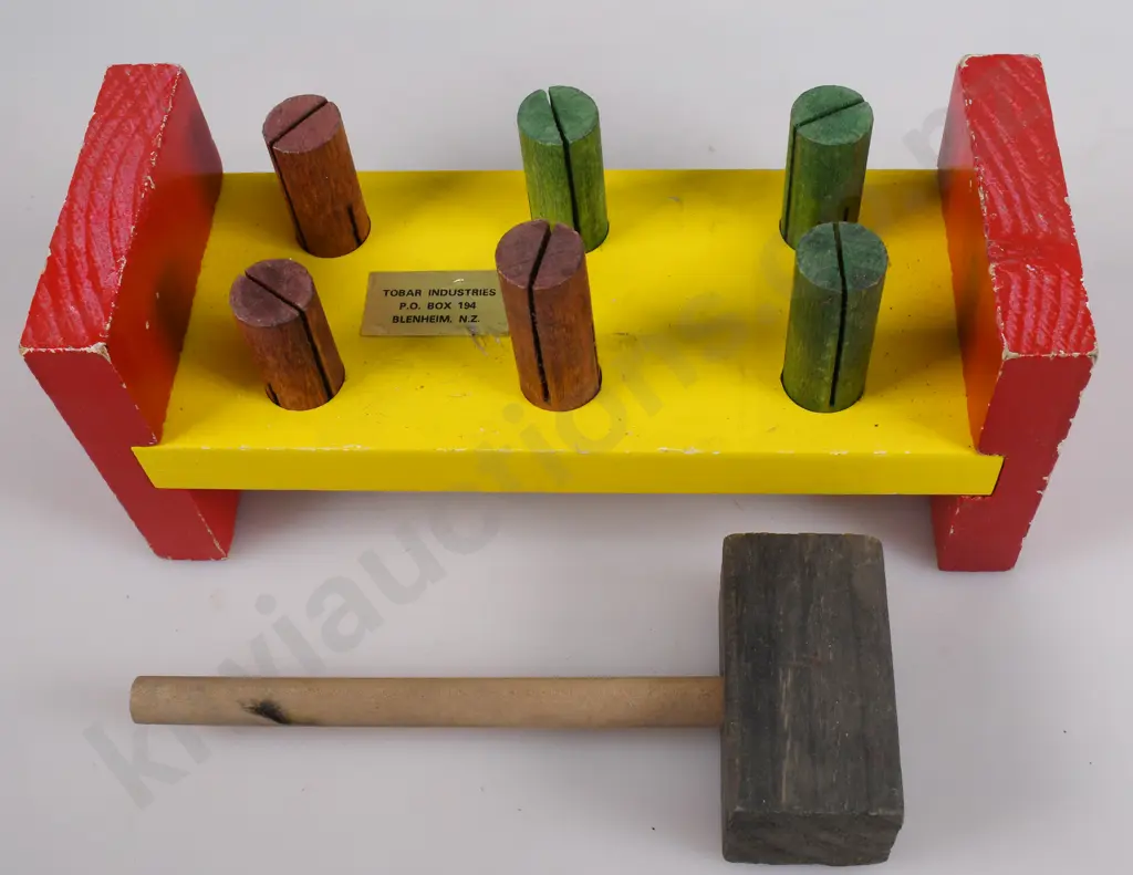 NEW ZEALAND MADE WOODEN TOYS Image 1++