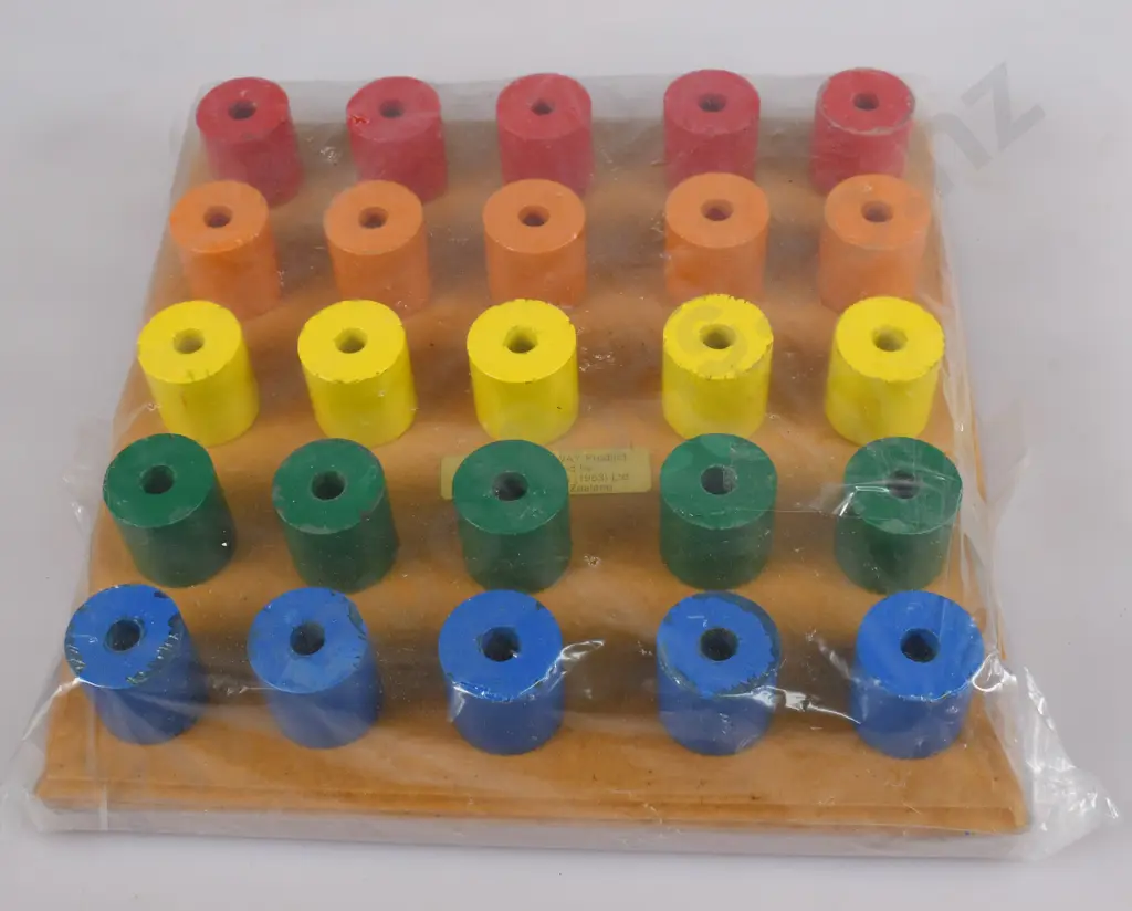 NEW ZEALAND MADE WOODEN TOYS Image 1++