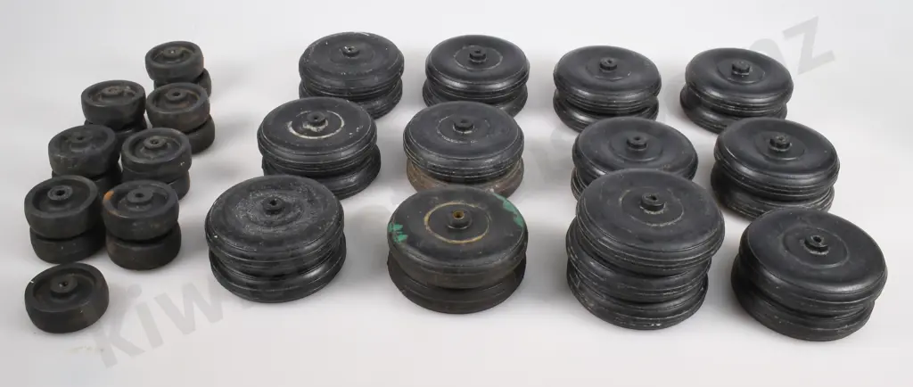 RUBBER TRACTOR WHEELS Image 1++