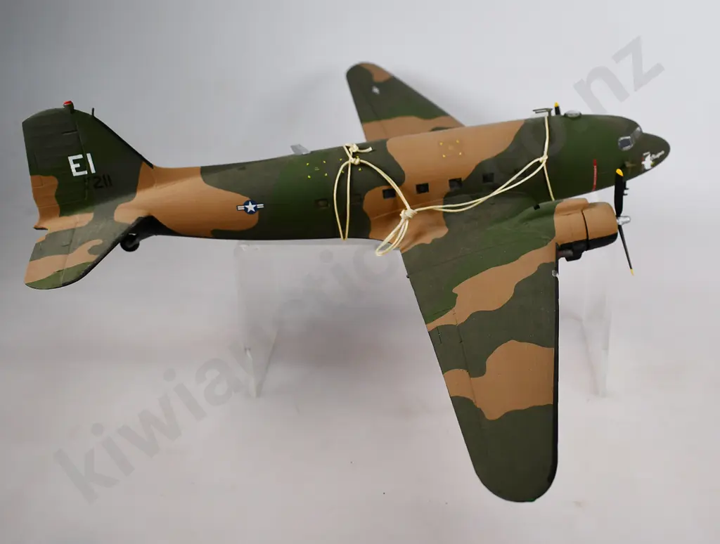 DOUGLAS AC-47 GUNSHIP MODEL Image 1++