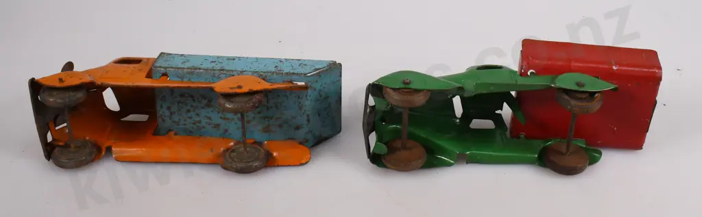 PRESSED STEEL TIP TRUCKS Image 1++