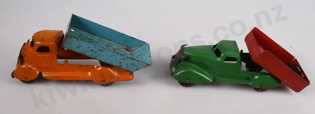 PRESSED STEEL TIP TRUCKS Image 1++