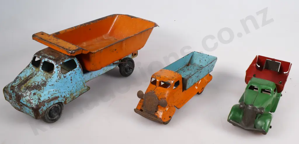 PRESSED STEEL TIP TRUCKS Image 1++