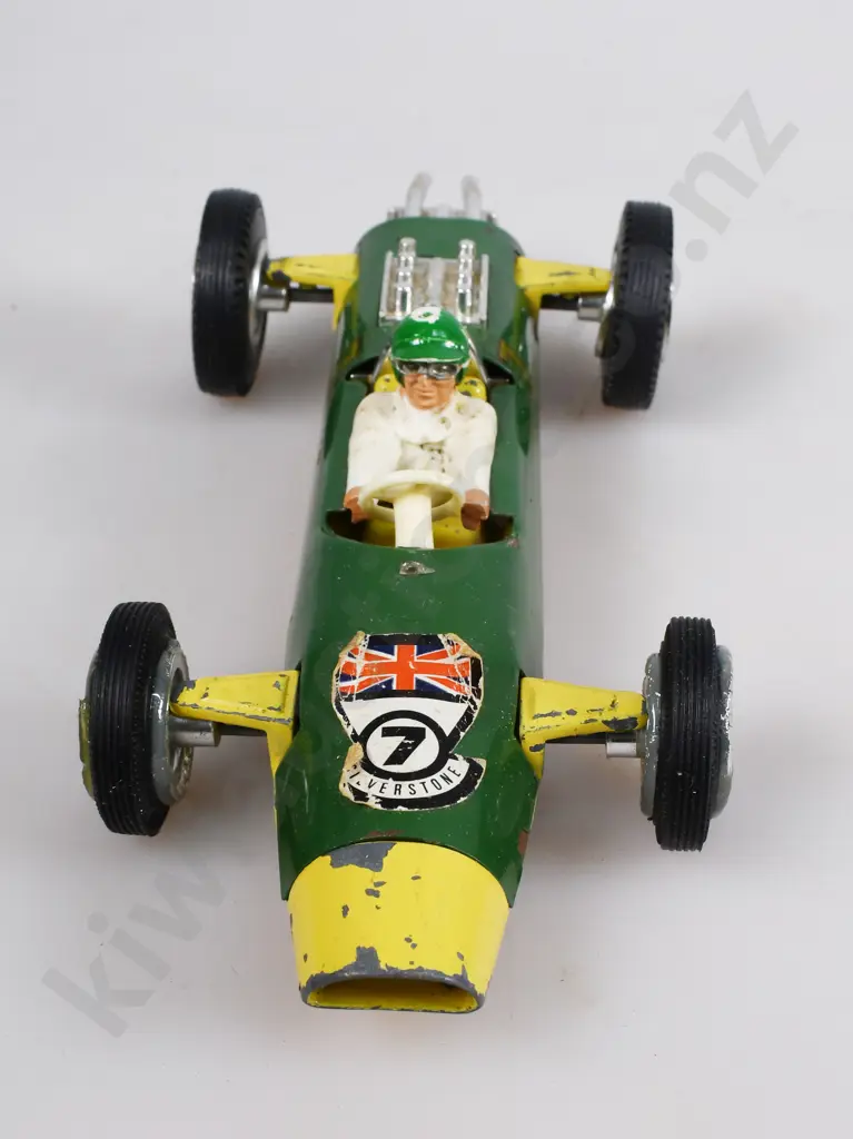 TRI-ANG MINI HIGHWAY LAND ROVER, RACING CAR Image 1++