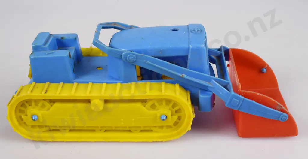 PLASTIC MOTOR VEHICLES Image 1++