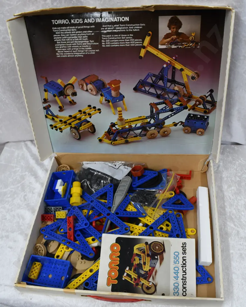 TORRO CONSTRUCTION & BRICK SETS Image 1++