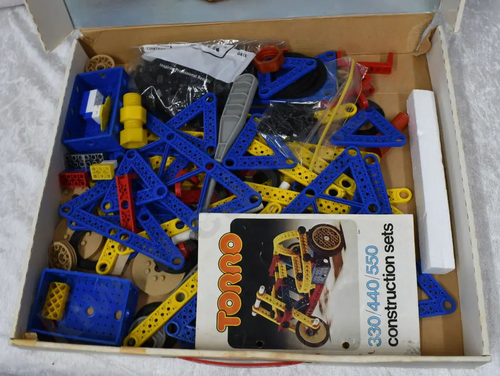TORRO CONSTRUCTION & BRICK SETS Image 1++