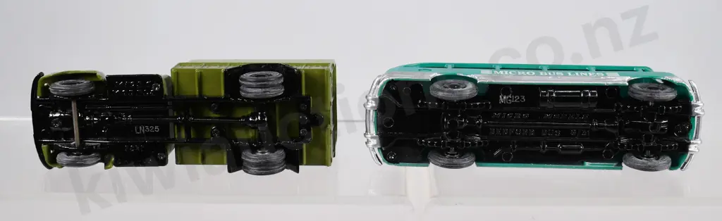 MICRO MODEL OHV FG ARMY TRUCK, BEDFORD SB BUS Image 1++