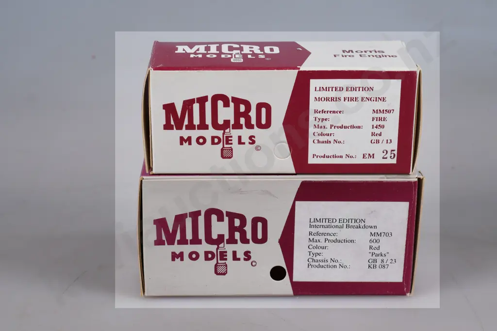 MICRO MODEL MORRIS FIRE ENGINE, INTERNATIONAL BREAKDOWN TRUCK Image 1++