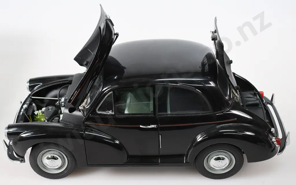 SUN STAR 1956 MORRIS MINOR 1000 SALOON Image 1++