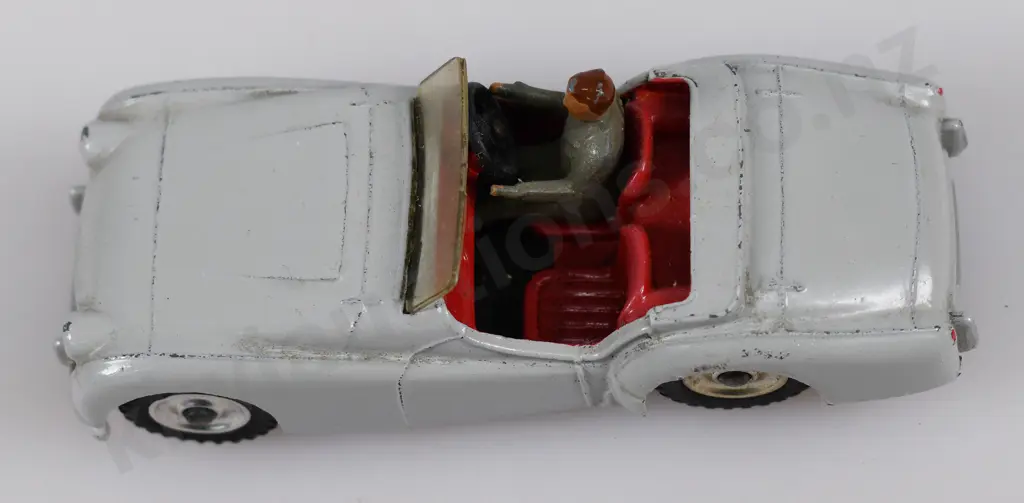 DINKY TRIUMPH TR2 SPORTS CAR Image 1++
