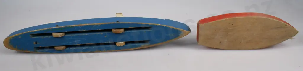 WOODEN PAINTED SHIP TOYS Image 1++