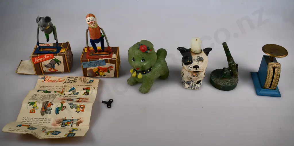 MIXTURE OF ASSORTED TOYS Image 1++