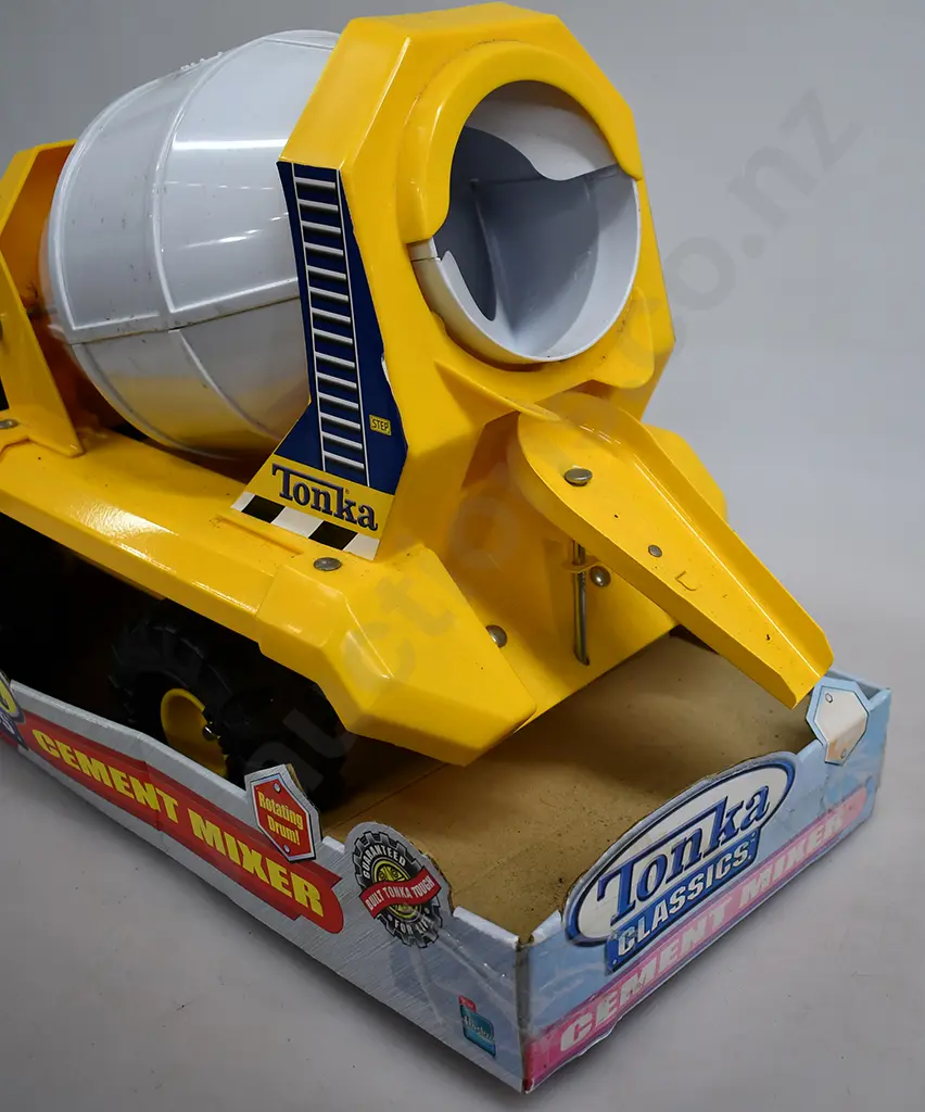 TONKA CEMENT MIXER, MONSTER TRUCK Image 1++