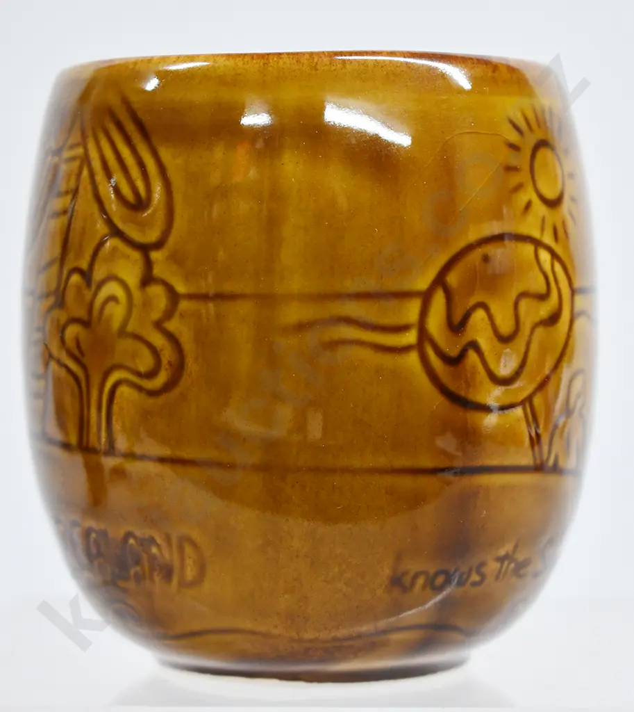CROWN LYNN AIR NEW ZEALAND BEAKER Image 1++