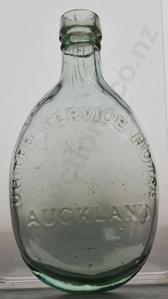 UNITED SERVICE HOTEL AUCKLAND FLASK Image 1++