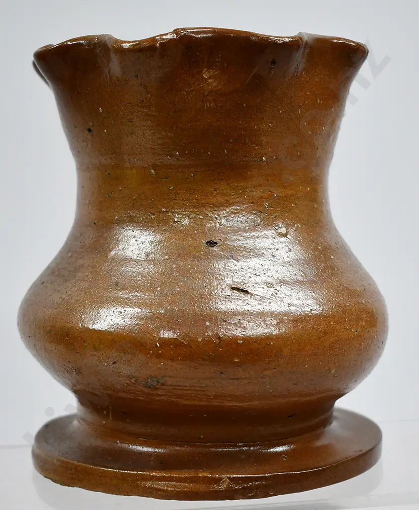 WAIMANGAROA COLONIAL POTTERY VASE, WINMERE REYNOLDS WESTPORT Image 1++