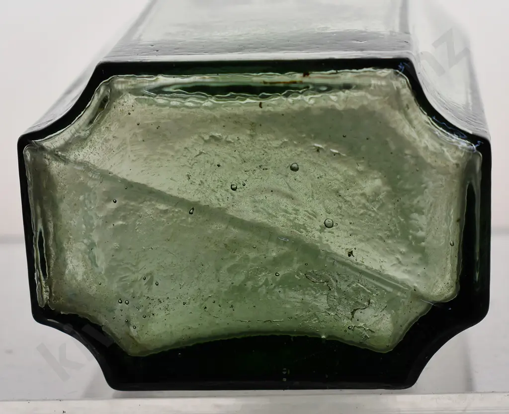 WIDE MOUTH CROSSED HINGED BOTTLE Image 1++