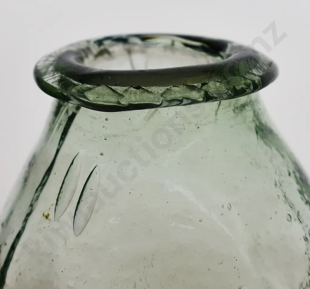 WIDE MOUTH CROSSED HINGED BOTTLE Image 1++