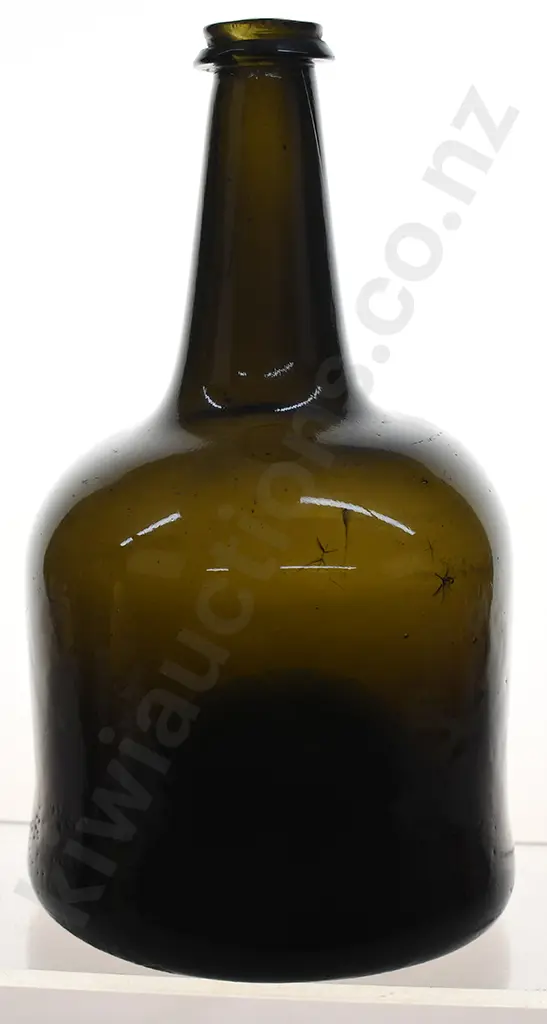 FREEBLOWN ENGLISH MALLET WINE BOTTLE Image 1++