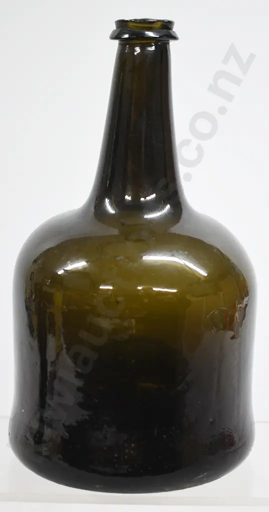 FREEBLOWN ENGLISH MALLET WINE BOTTLE Image 1++