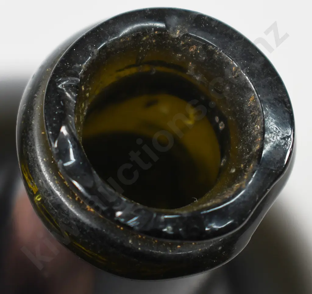 FREEBLOWN ENGLISH MALLET WINE BOTTLE Image 1++