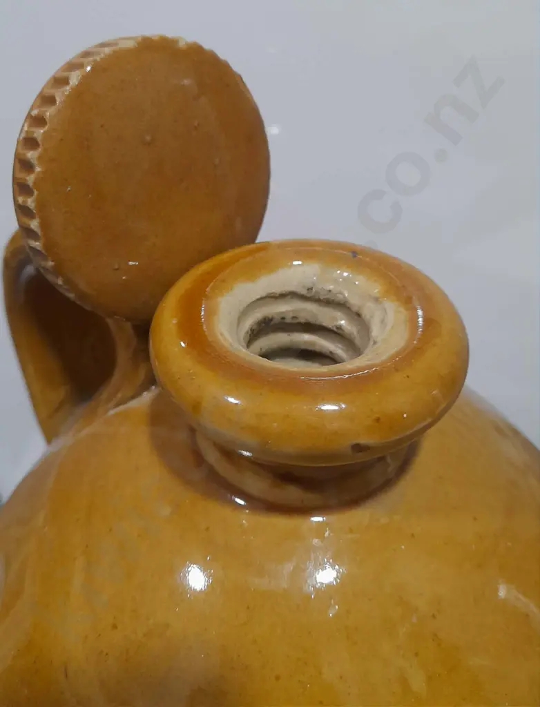 WILLIAM SUMMERS WHAKATANE STONE JAR Image 1++