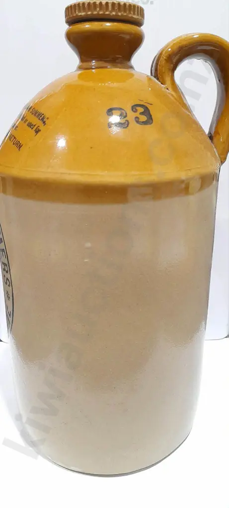 WILLIAM SUMMERS WHAKATANE STONE JAR Image 1++