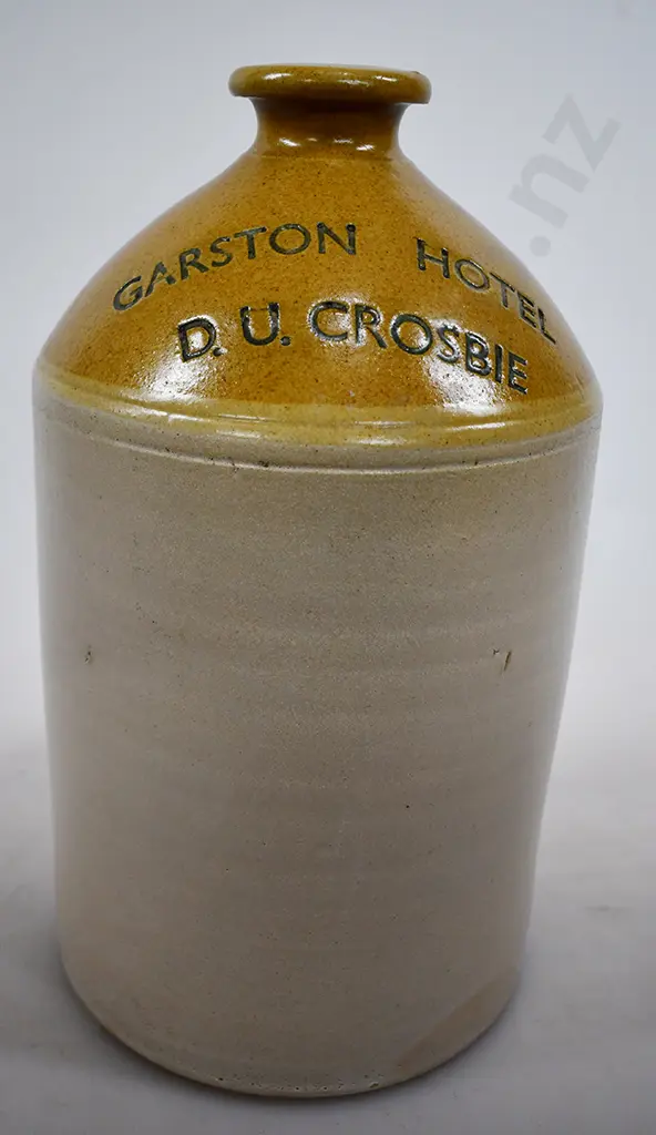 GARSTON HOTEL D.U. CROSBIE STONE JAR Image 1++