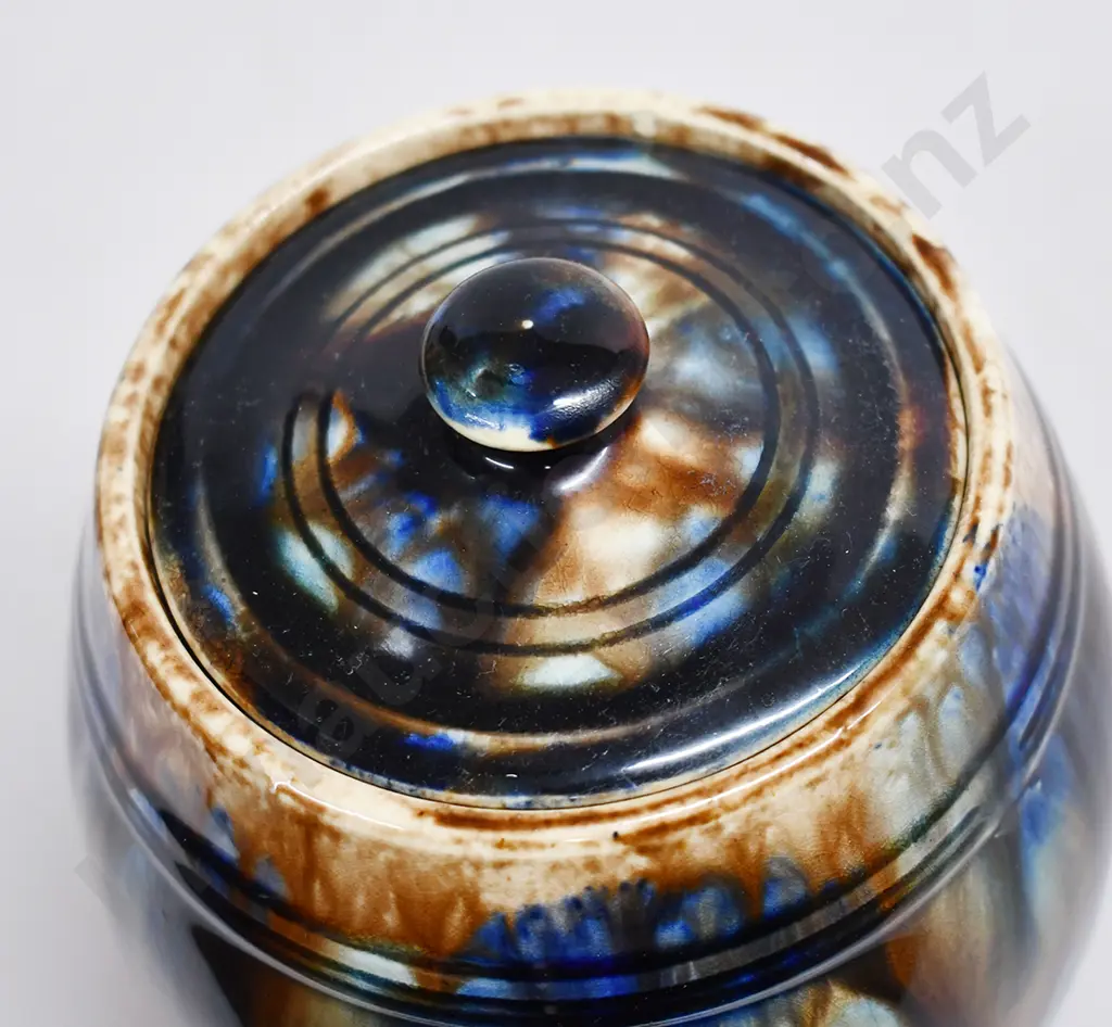 MAJOLICA GLAZED LIDDED BARREL Image 1++