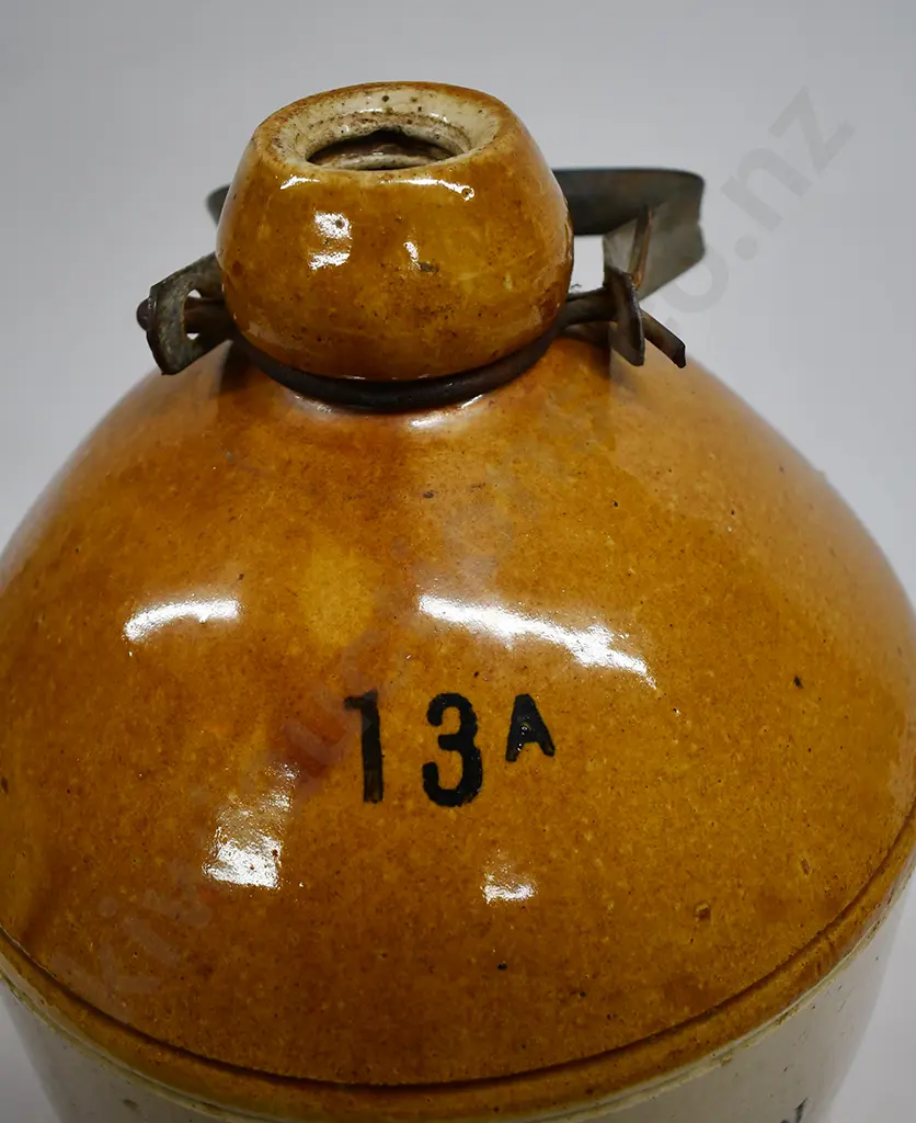 DODSON NELSON 2 GALLON STONE JAR Image 1++