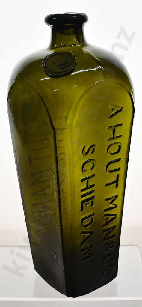 HOUTMAN SCHIEDAM SEALED GIN Image 1++