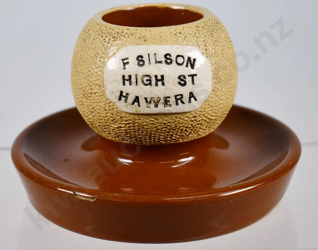 SILSON HAWERA ADVERTISING MATCH STRIKER Image 1++