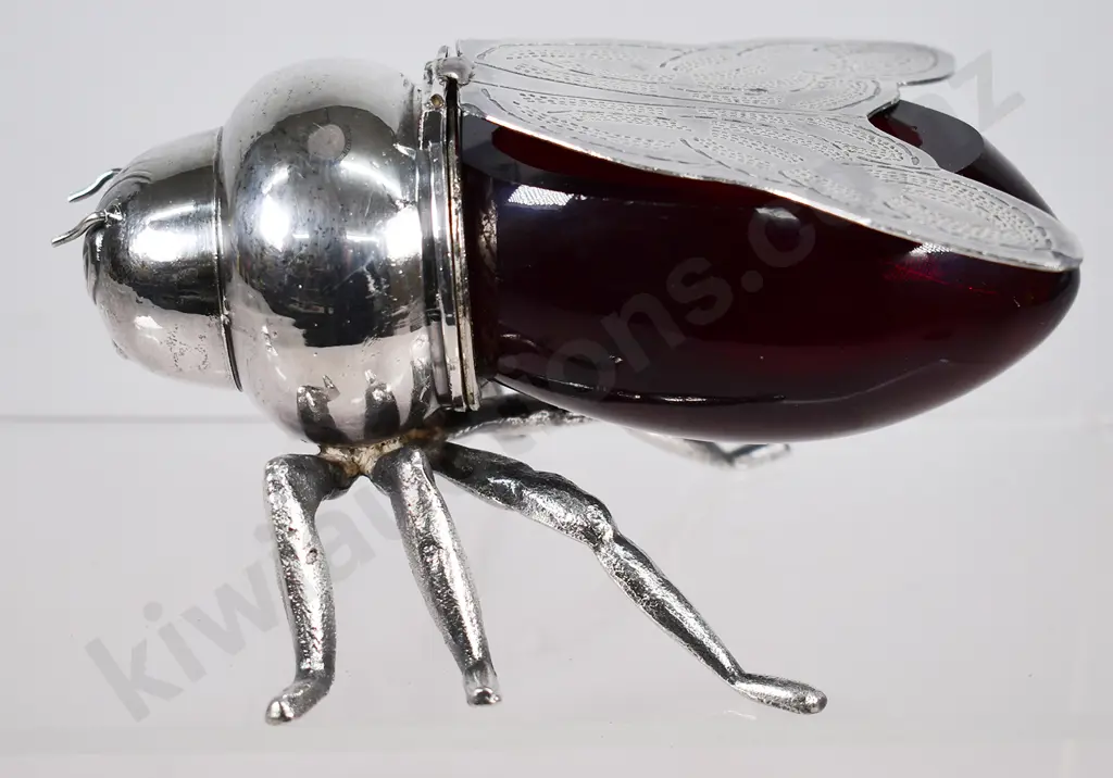 SILVER PLATE & RED GLASS HONEY POT Image 1++