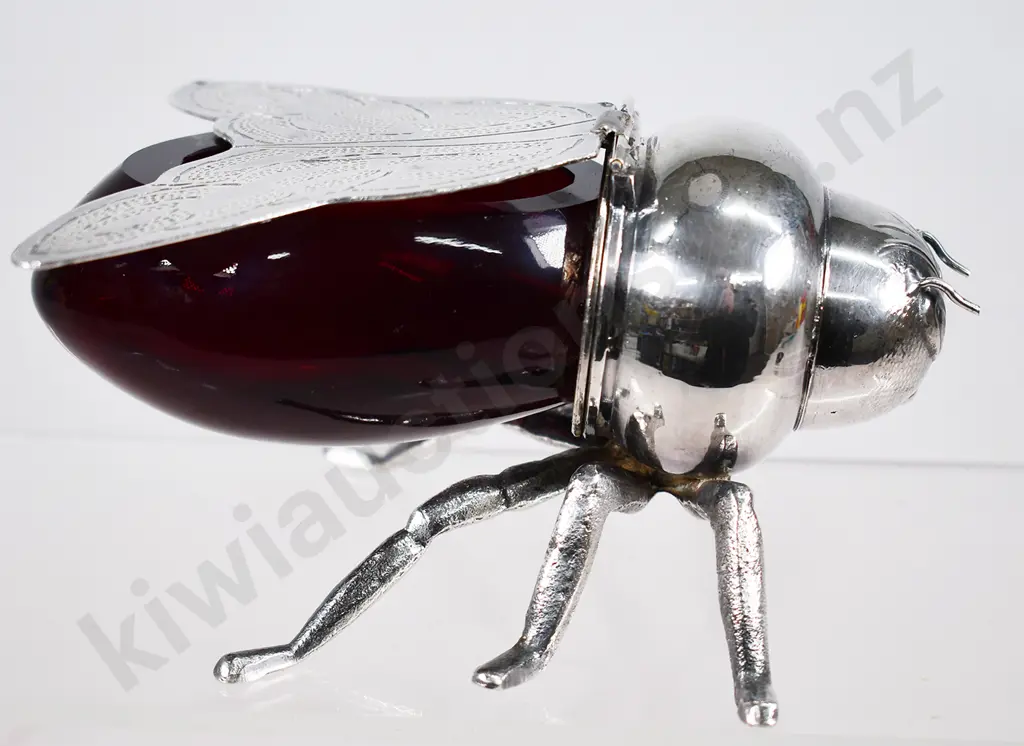 SILVER PLATE & RED GLASS HONEY POT Image 1++
