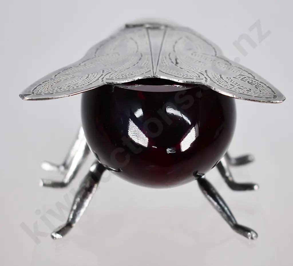 SILVER PLATE & RED GLASS HONEY POT Image 1++