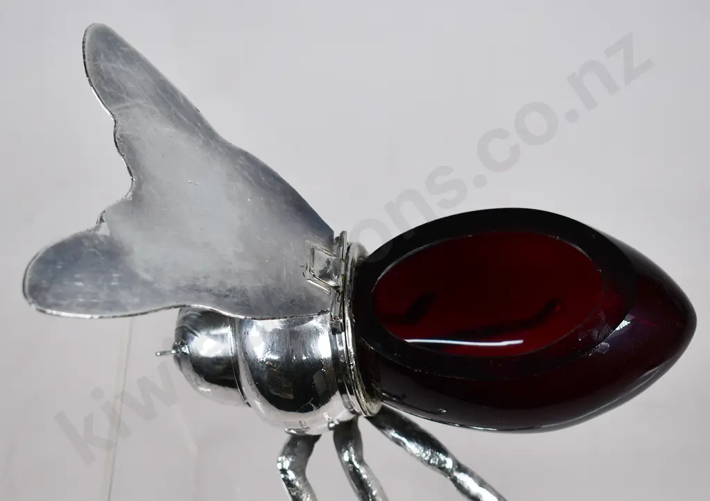 SILVER PLATE & RED GLASS HONEY POT Image 1++