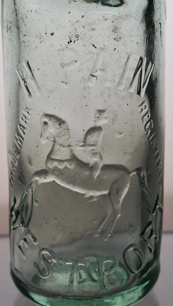 PAIN WESTPORT 10oz CODD Image 1++