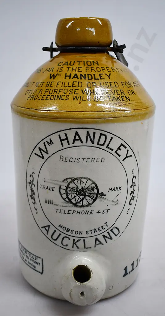 HANDLEY AUCKLAND STONE JAR Image 1++