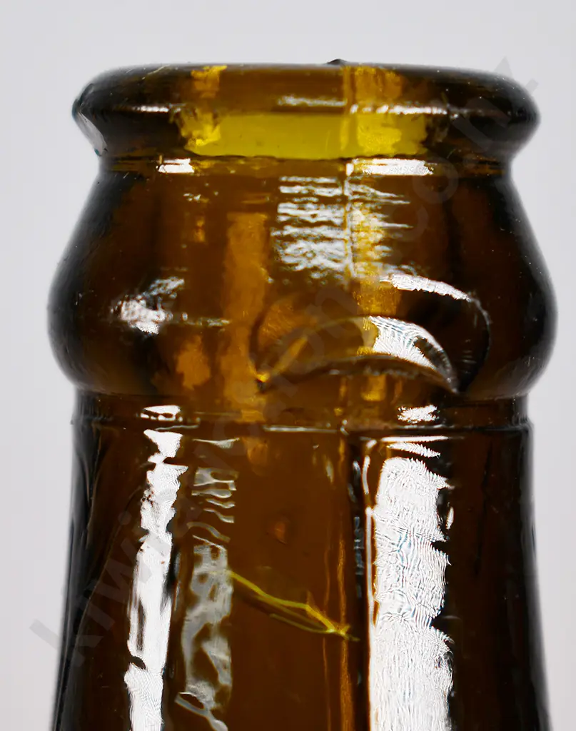 BRIGGS DUNEDIN 26oz CROWN TOP BEER Image 1++
