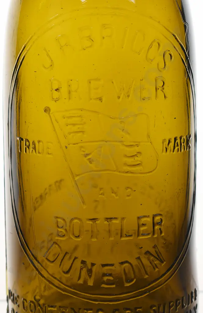 BRIGGS DUNEDIN 26oz CROWN TOP BEER Image 1++
