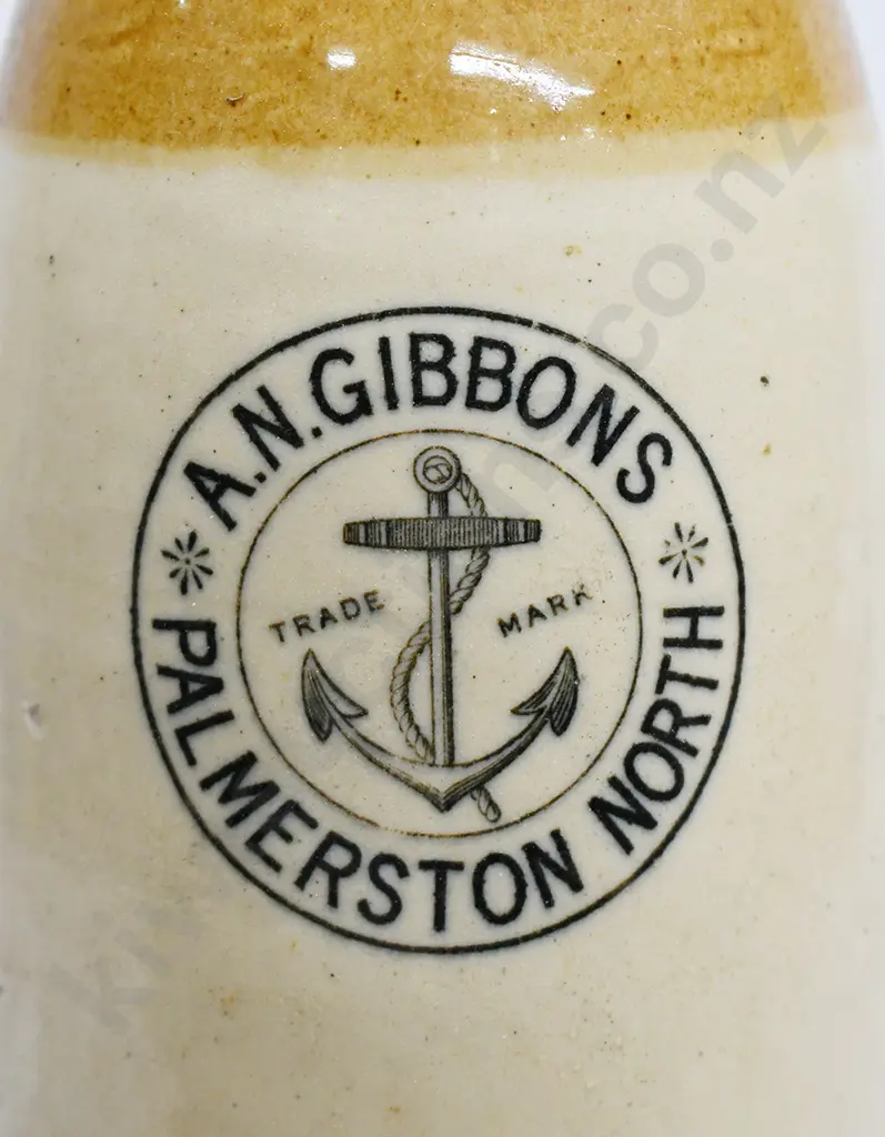 GIBBONS PALMERSTON NORTH GINGER BEER Image 1++