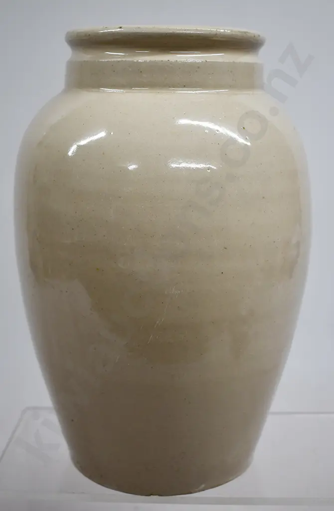 LARGE VIROL STONEWARE BONE-MARROW POT Image 1++