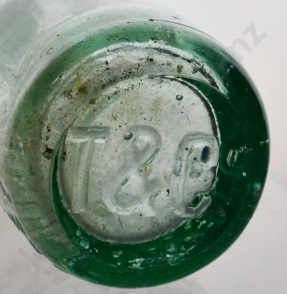 T & Co, (THOMSON DUNEDIN) GREEN MARBLE 6oz CODD Image 1++