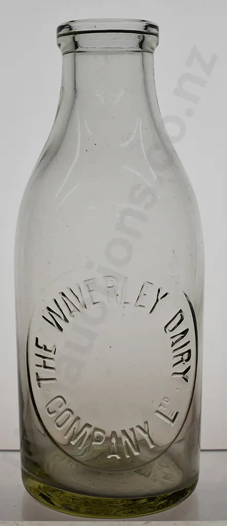 THE WAVERLEY DAIRY COMPANY MILK BOTTLE Image 1++