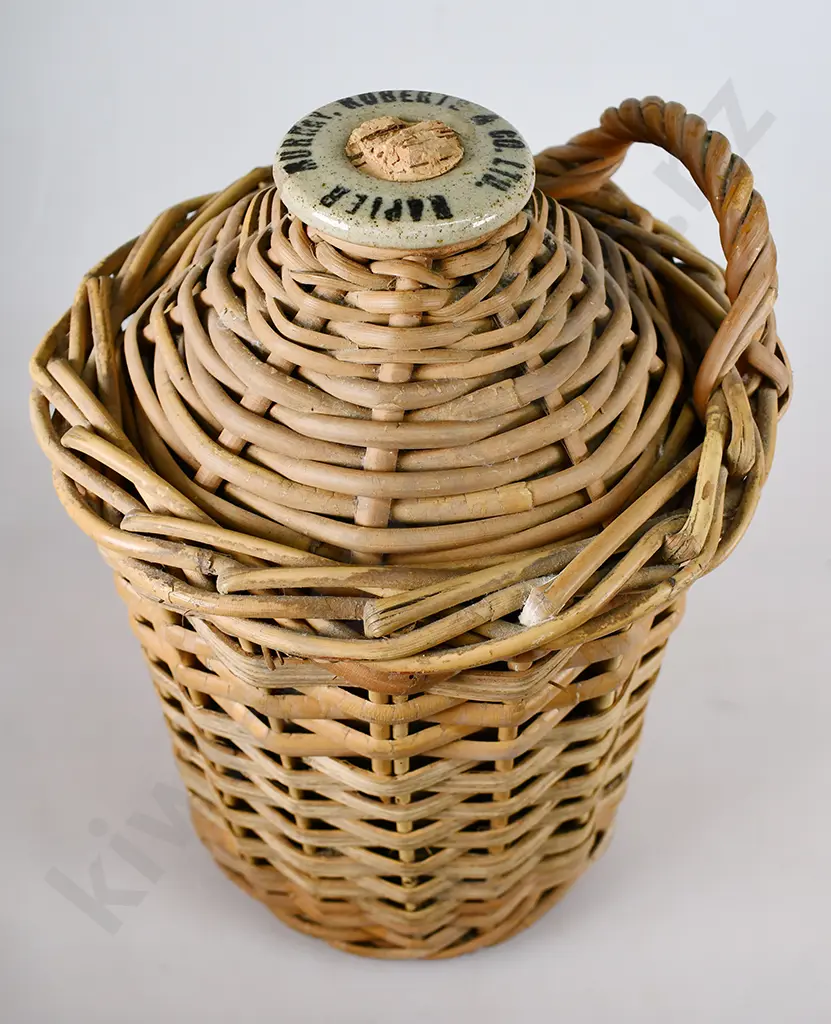 MURRAY ROBERT NAPIER STONE JAR Image 1++