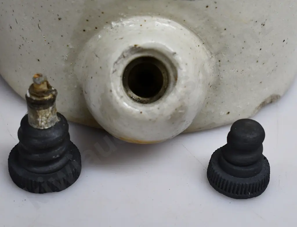 SHARPE BROS AUSTRALIA & NEW ZEALAND STONE JAR Image 1++